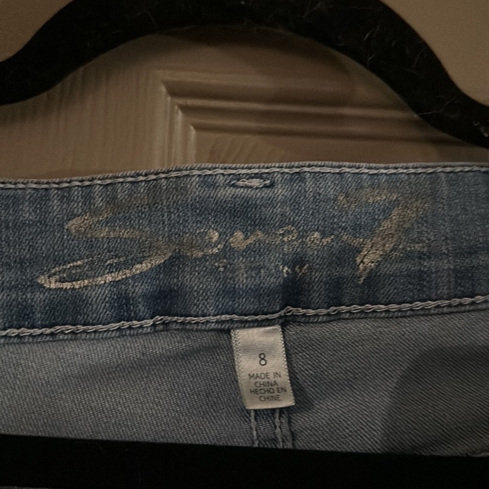 Jeans - Picture 4 of 5